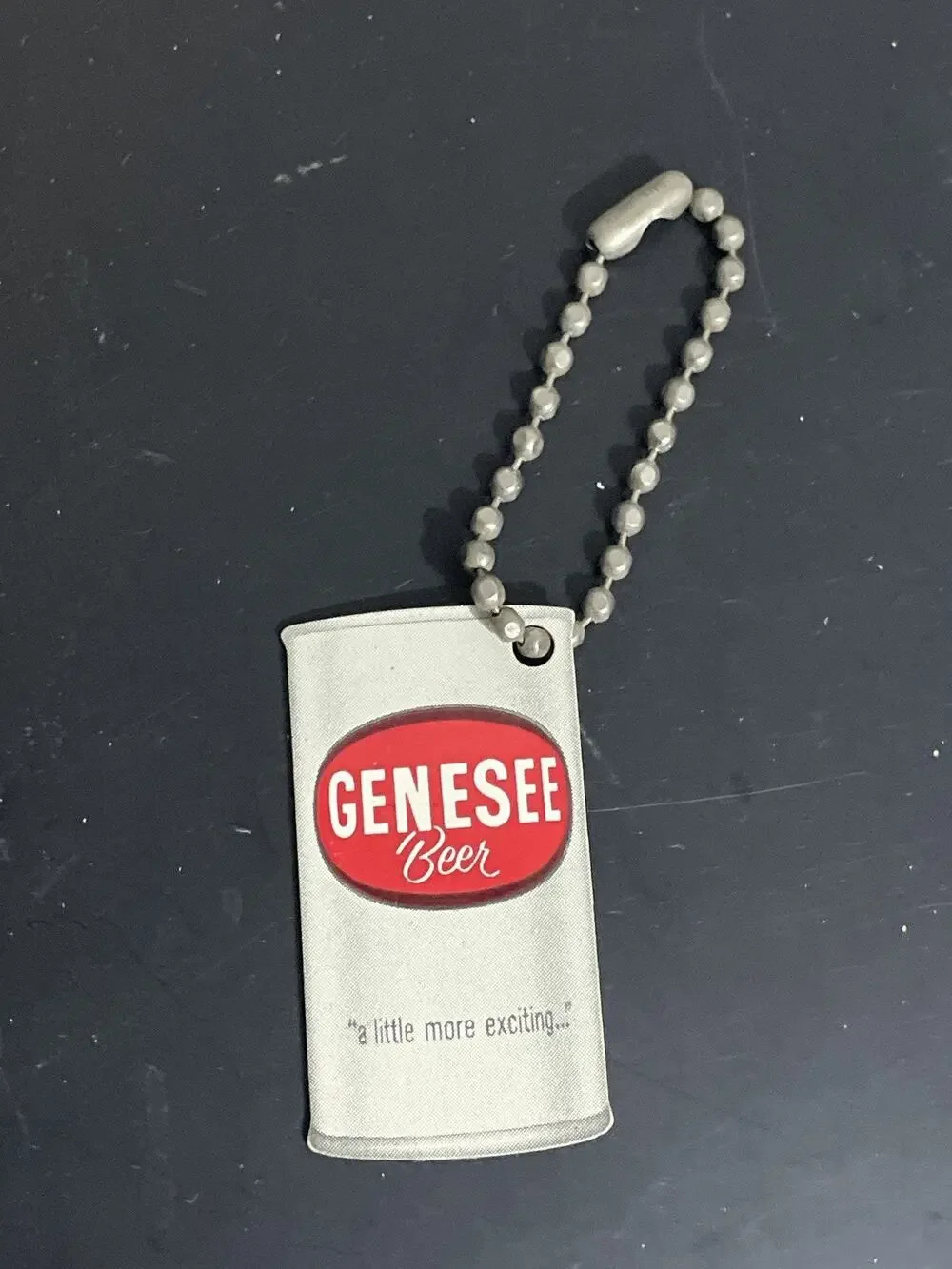 VTG RARE Fyfe & Drum Genesee Beer Retro Brewing Ad Promo Key Chain Advertising